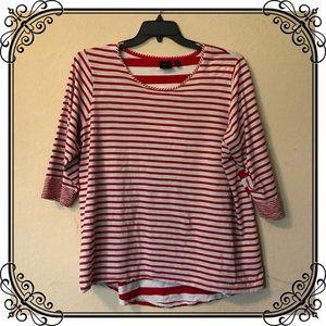 Red/white striped 3/4 sleeve top